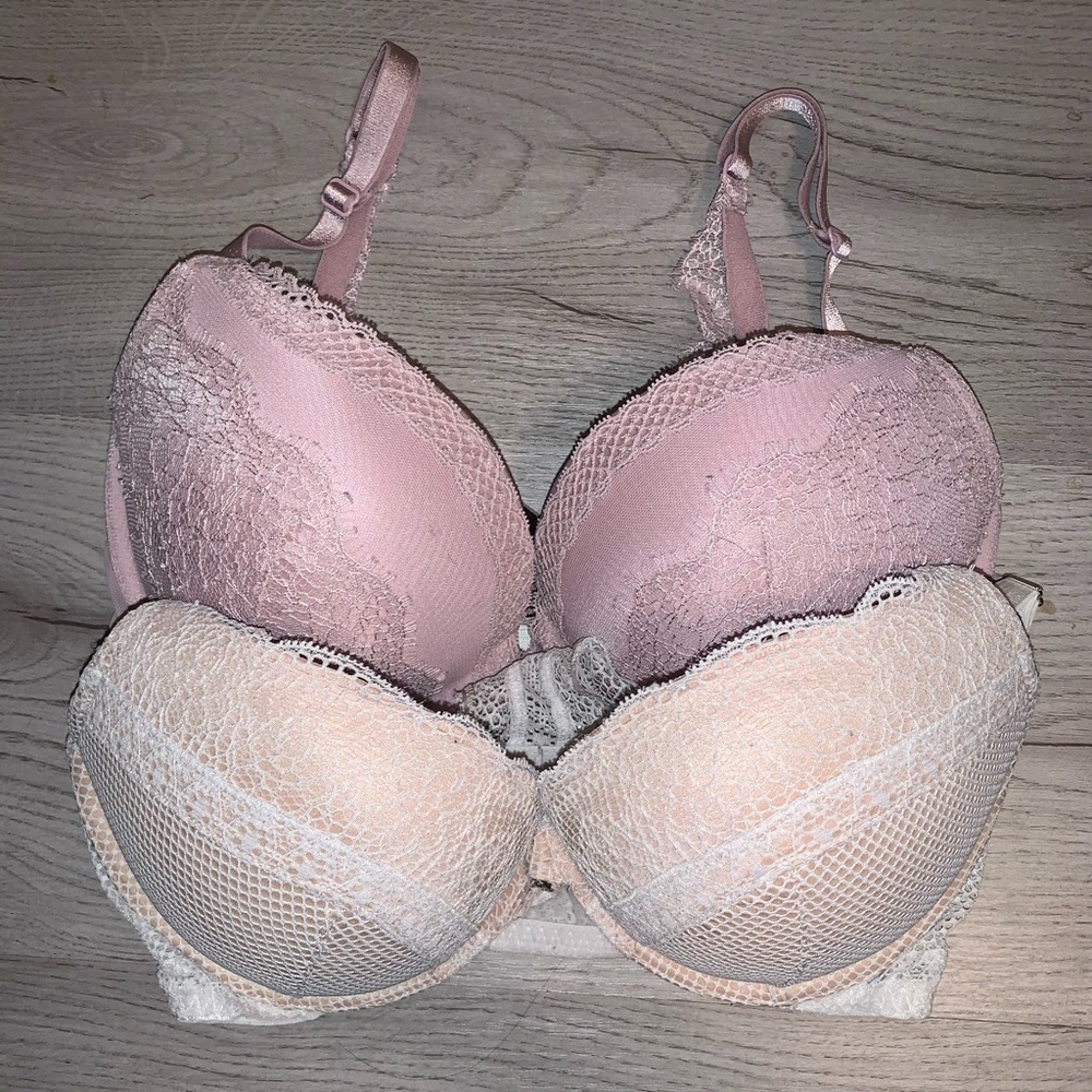 Victoria’s Secret bras